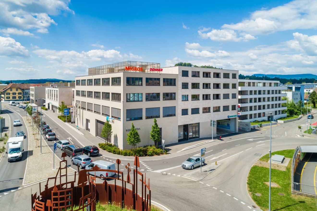 MRT Zentrum Suhr - Bild Aussenansicht Übersichtsbild